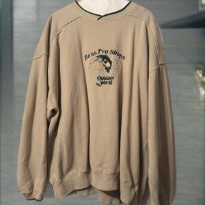 Bass Pro Shops Beige Crewneck Sweater